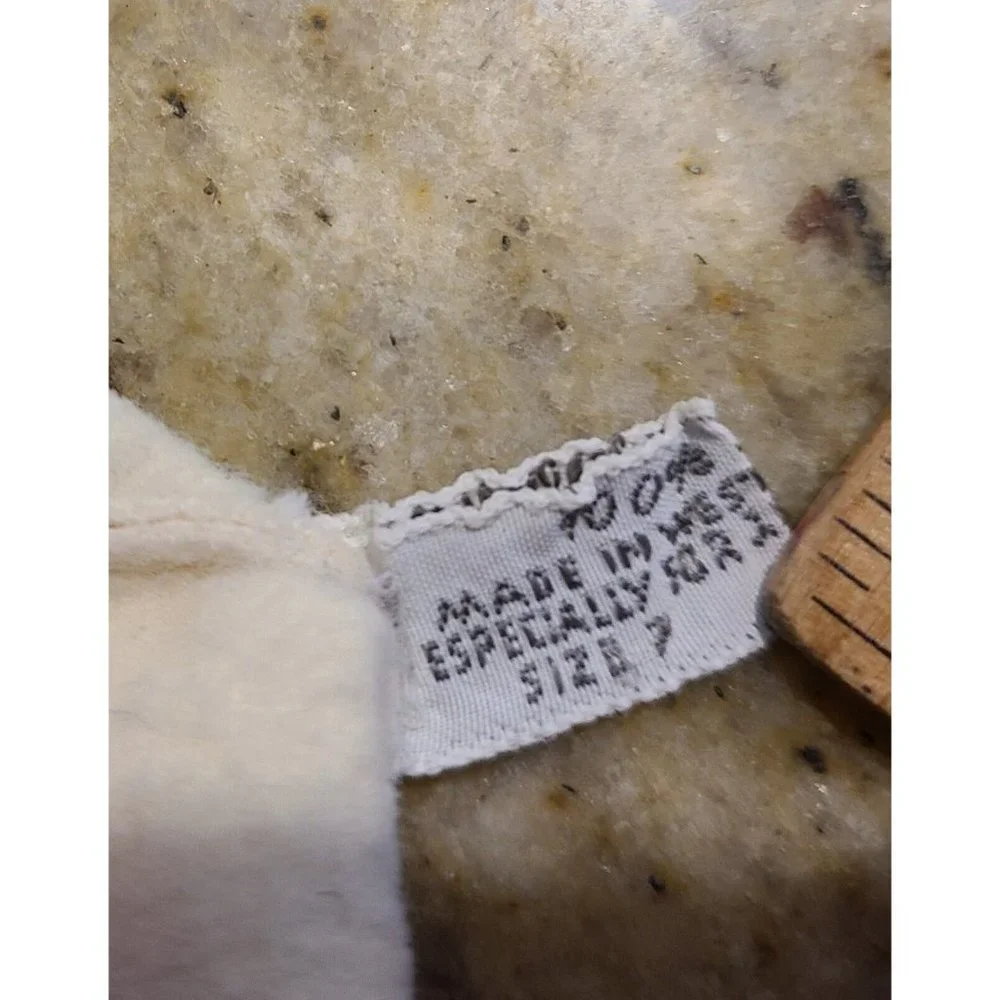 Vintage Size M 7 Ivory Stretch Fleece Lined 10
